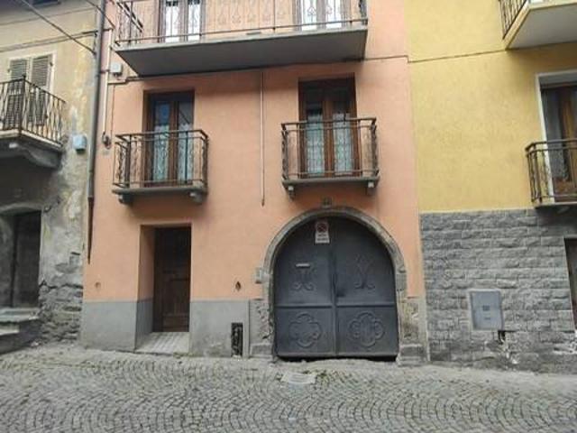 Villa Indipendente in vendita a Oulme, Salbertrand