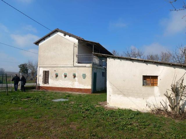 Villa Indipendente in vendita a Alluvioni Piovera, Piemonte