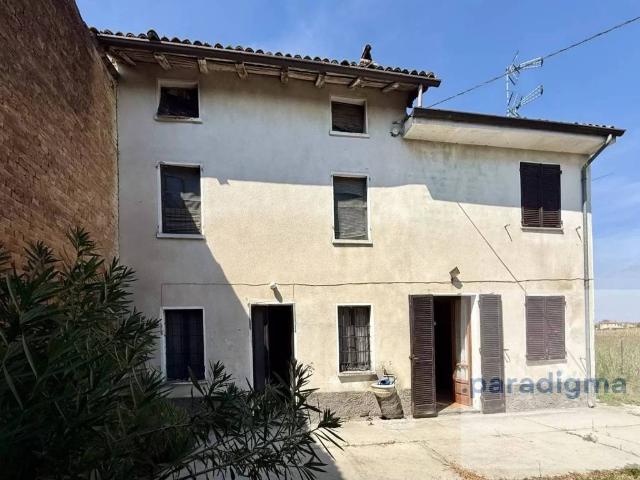 Villa Indipendente in vendita a Piemonte, Alessandria