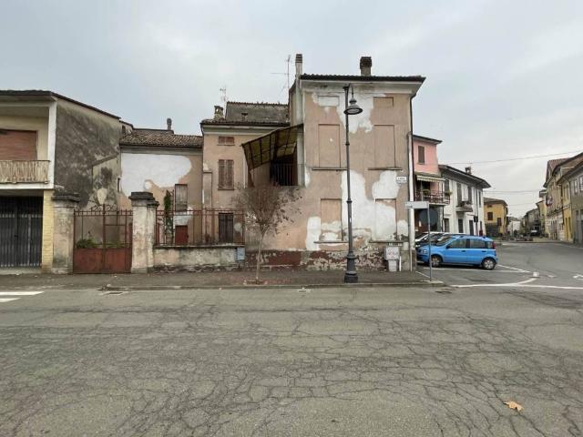Villa Indipendente in vendita a Piemonte, Alessandria