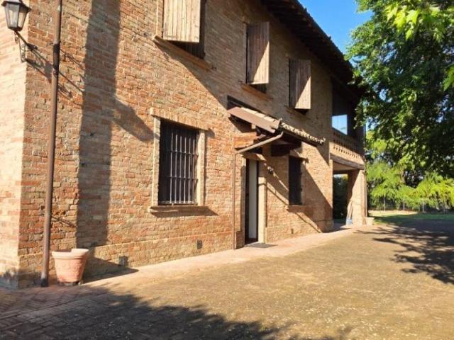 Villa Indipendente in vendita a Piemonte, Alessandria