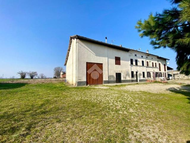 Villa Indipendente in vendita a Piemonte, Alessandria