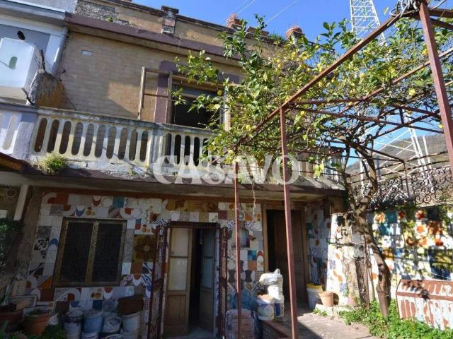 Villa Indipendente in vendita a Casa Roma, Salerno