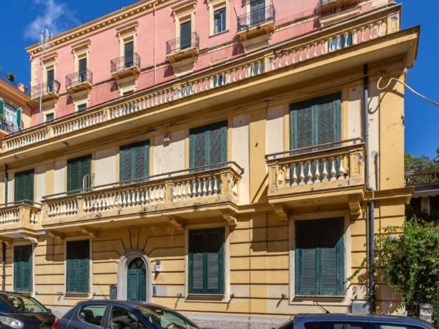 Villa Indipendente in vendita a Salerno