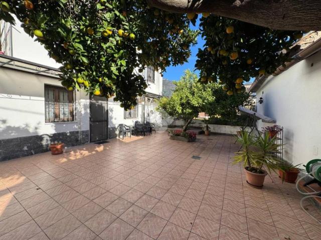 Villa Indipendente in vendita a Rufoli, Salerno