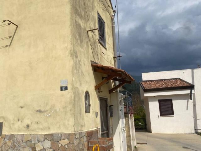 Villa Indipendente in vendita a Rufoli, Salerno