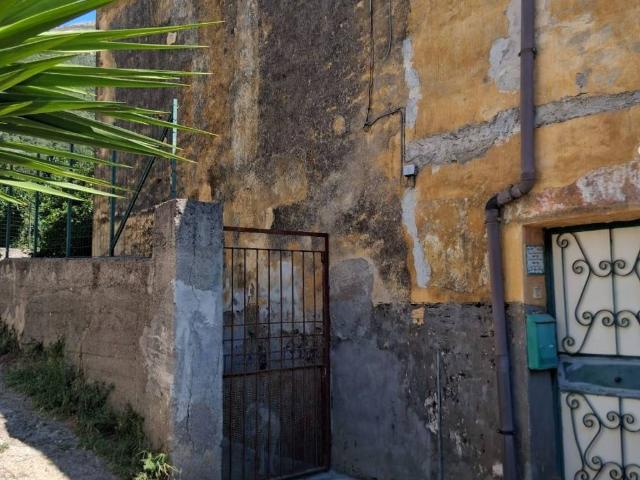 Villa Indipendente in vendita a Salerno, Campania