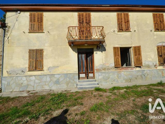 Villa Indipendente in vendita a Saliceto, Cuneo
