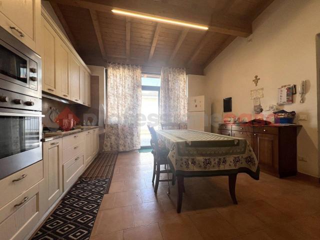 Villa Indipendente in vendita a Salizzole, Verona