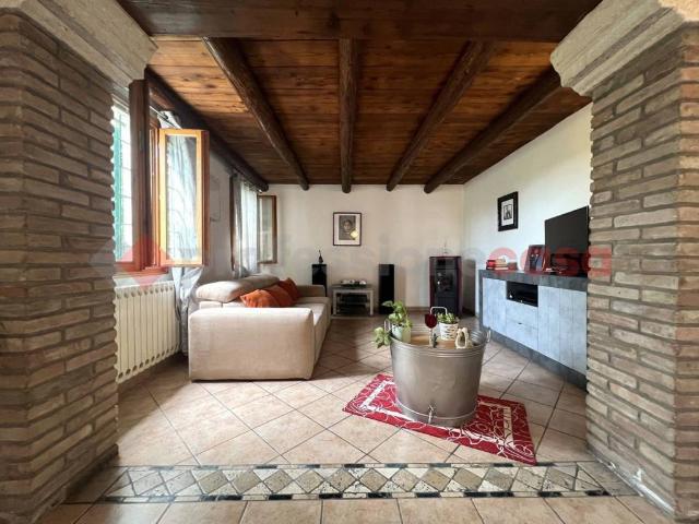 Villa Indipendente in vendita a Salizzole, Verona