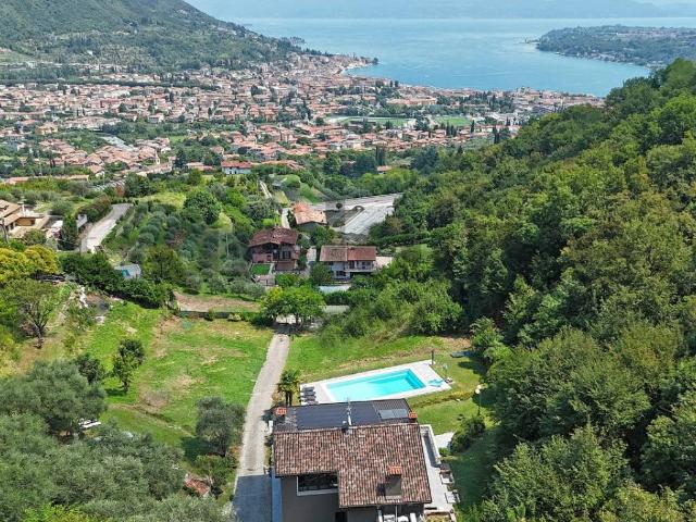 Villa Indipendente in vendita a Comunità Montana Parco Alto Garda bresciano, Salò