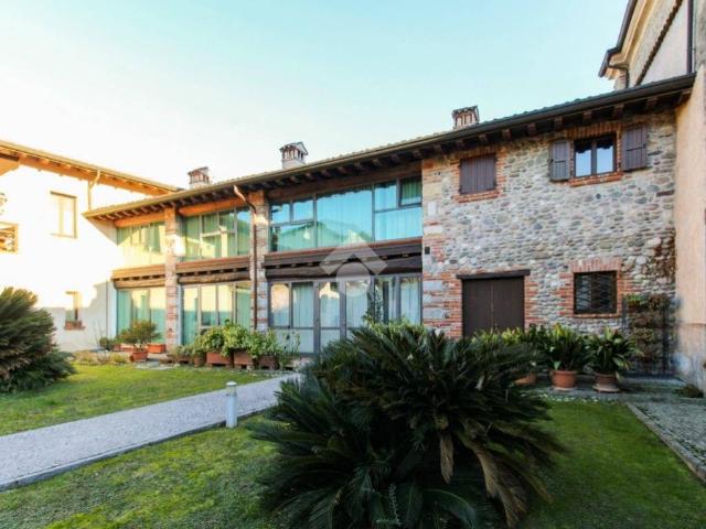Villa Indipendente in vendita a Comunità Montana Parco Alto Garda bresciano, Salò