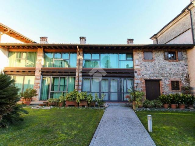 Villa Indipendente in vendita a Comunità Montana Parco Alto Garda bresciano, Salò
