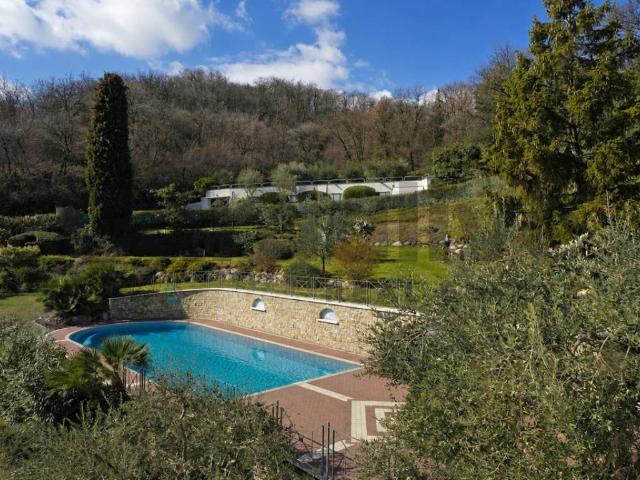 Villa Indipendente in vendita a Comunità Montana Parco Alto Garda bresciano, Salò