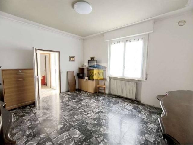Villa Indipendente in vendita a Salsomaggiore Terme, Reggio Emilia