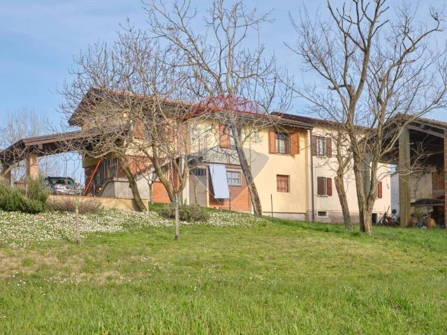 Villa Indipendente in vendita a Contignaco, Salsomaggiore Terme