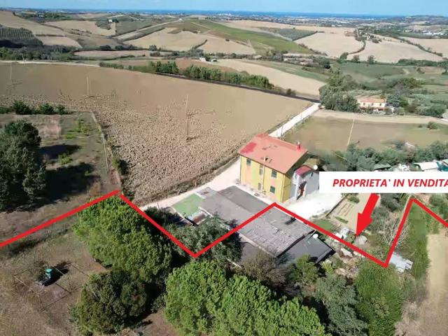 Villa Indipendente in vendita a Santa Maria del Monte, Saludecio