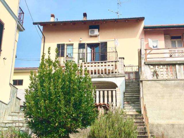 Villa Indipendente in vendita a Piemonte, Vercelli