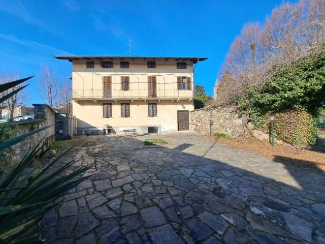 Villa Indipendente in vendita a Piemonte, Biella