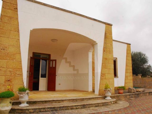 Villa Indipendente in vendita a Puglia, Lecce