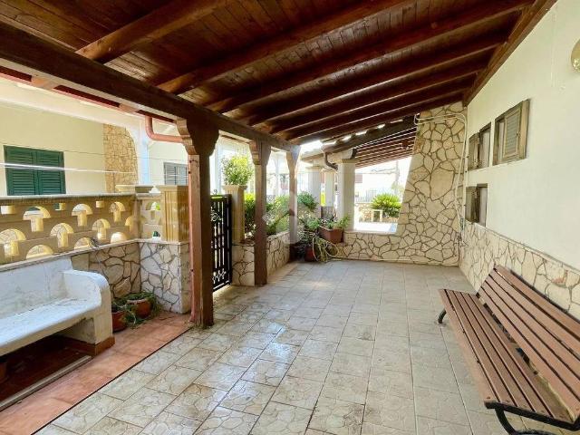 Villa Indipendente in vendita a Puglia, Lecce