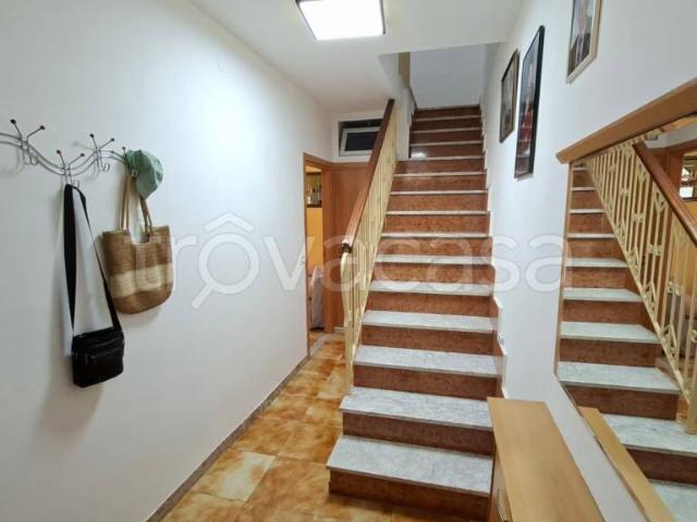 Villa Indipendente in vendita a Rione San Nicola, Calabria