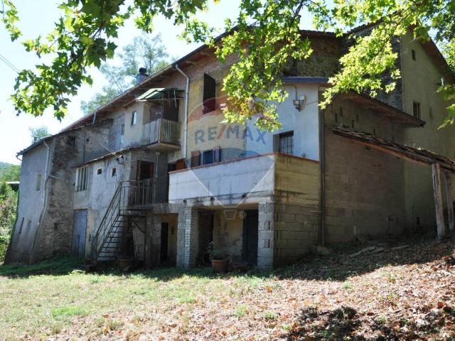 Villa Indipendente in vendita a Sambuca Pistoiese, Pistoia