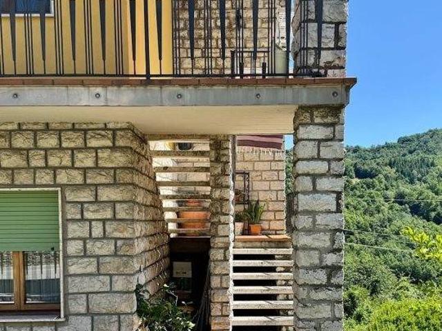 Villa Indipendente in vendita a Sambuca Pistoiese, Toscana