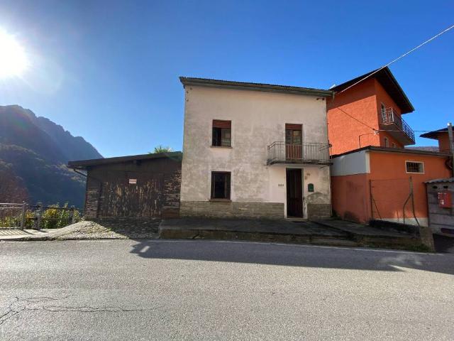 Villa Indipendente in vendita a San Bartolomeo Val Cavargna, Lombardia