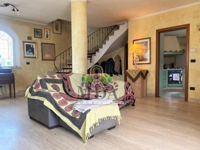 Villa Indipendente in vendita a Sentina, Marche