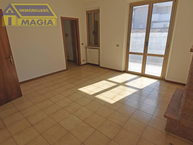 Villa Indipendente in vendita a Salaria, Marche