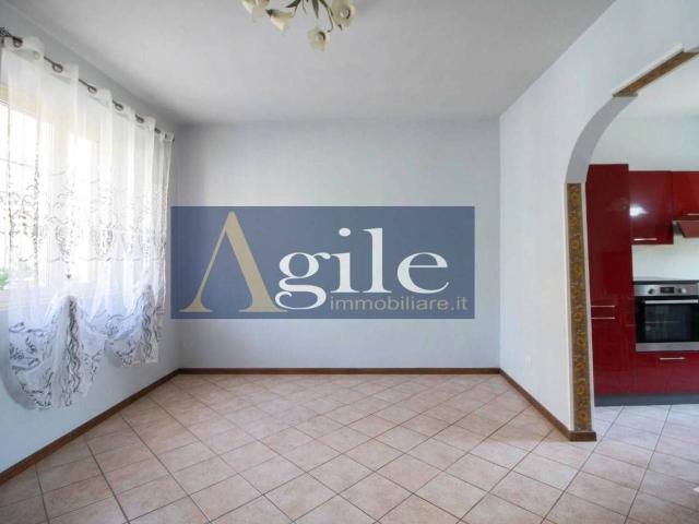Villa Indipendente in vendita a Ponterotto, Marche