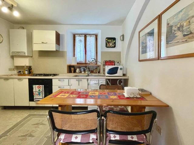 Villa Indipendente in vendita a Paese Alto, Marche