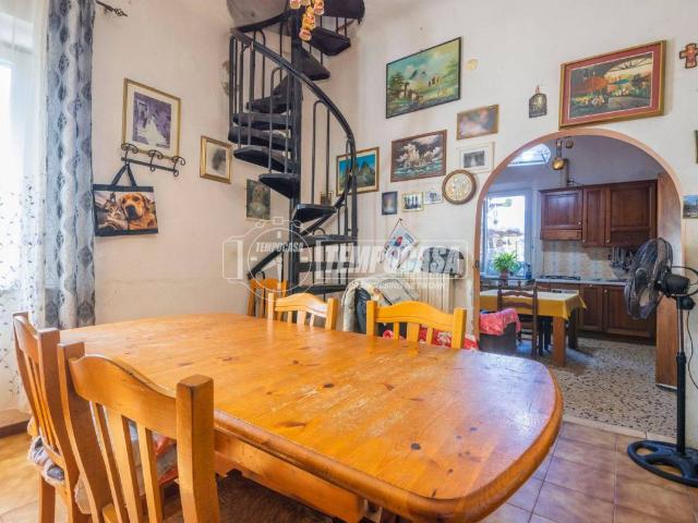 Villa Indipendente in vendita a Ponterotto, Marche