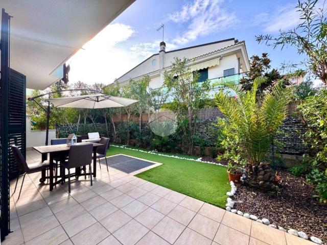Villa Indipendente in vendita a Marina di sotto, Marche