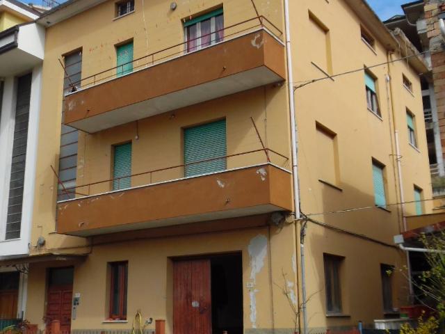 Villa Indipendente in vendita a Ponterotto, Marche