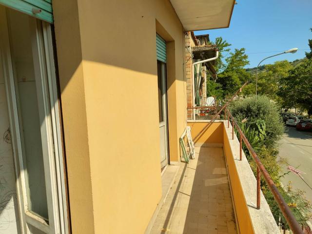Villa Indipendente in vendita a Ponterotto, Marche