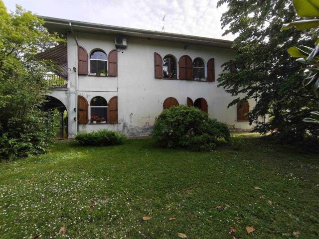 Villa Indipendente in vendita a San Benedetto Po, Lombardia