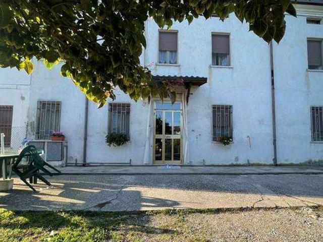 Villa Indipendente in vendita a San Benedetto Po, Lombardia