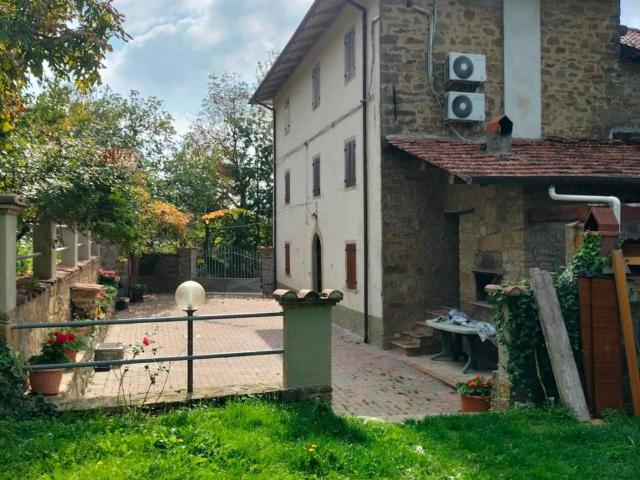Villa Indipendente in vendita a Unione dell'Appennino Bolognese, San Benedetto Val Di Sambro