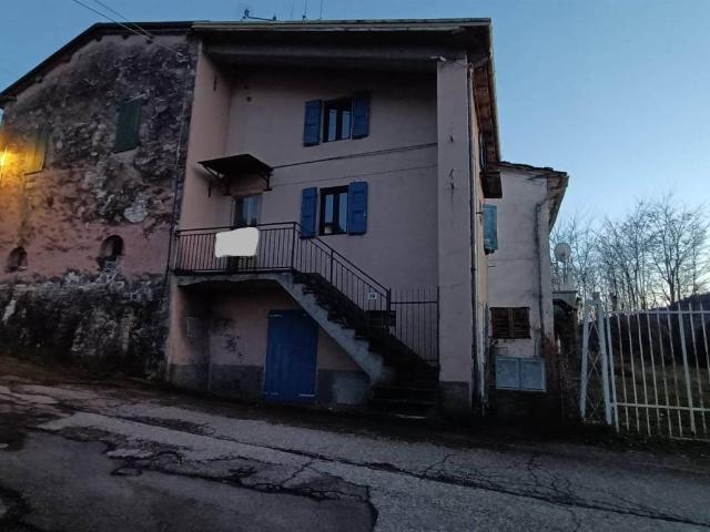 Villa Indipendente in vendita a Unione dell'Appennino Bolognese, San Benedetto Val Di Sambro