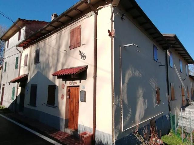 Villa Indipendente in vendita a Unione dell'Appennino Bolognese, San Benedetto Val Di Sambro