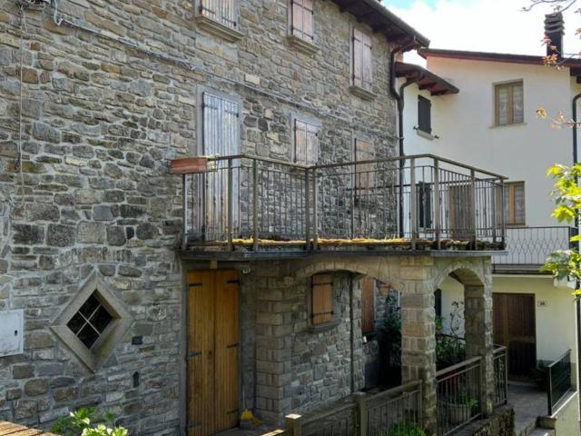 Villa Indipendente in vendita a Unione dell'Appennino Bolognese, San Benedetto Val Di Sambro
