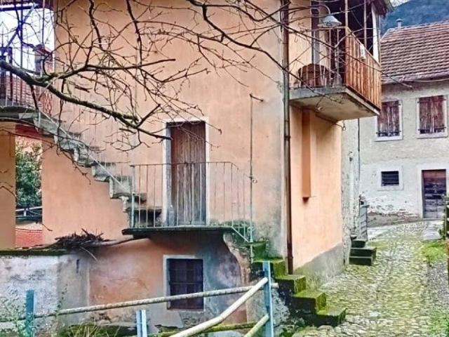 Villa Indipendente in vendita a Piemonte, Verbano-cusio-ossola