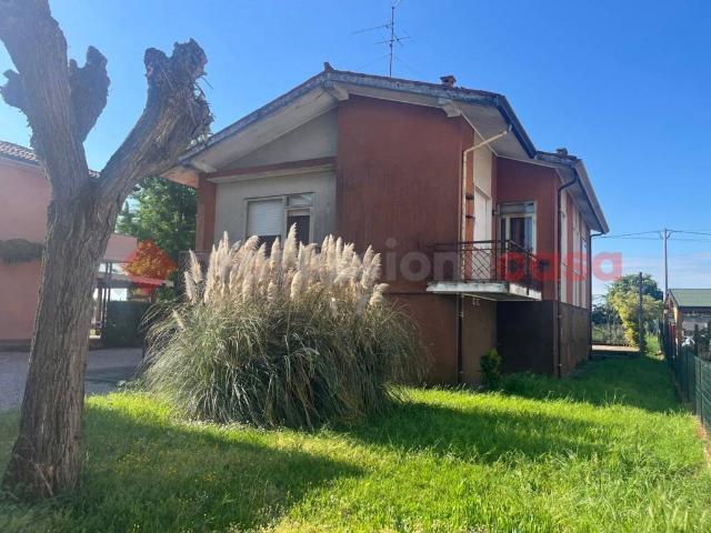 Villa Indipendente in vendita a San Bonifacio, Veneto