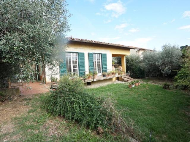 Villa Indipendente in vendita a San Casciano in Val di Pesa, Croce Di Via