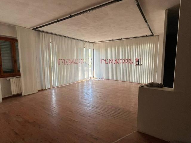Villa Indipendente in vendita a San Casciano in Val di Pesa, Mercatale Val Di Pesa