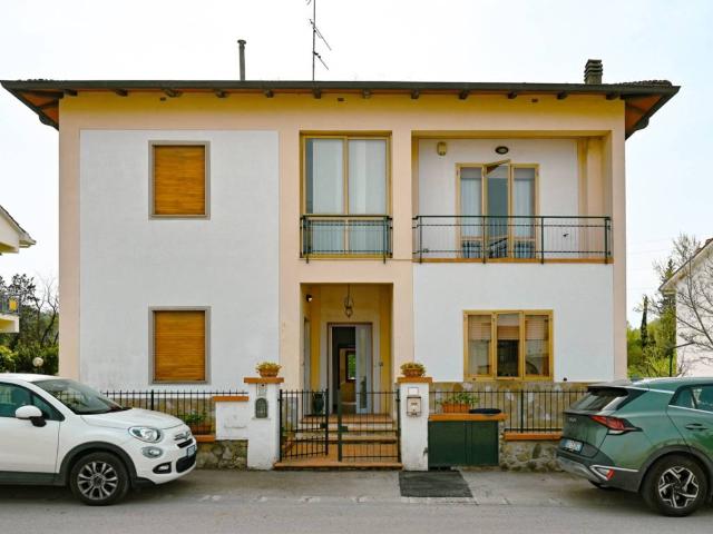 Villa Indipendente in vendita a San Casciano in Val di Pesa, Calzaiolo