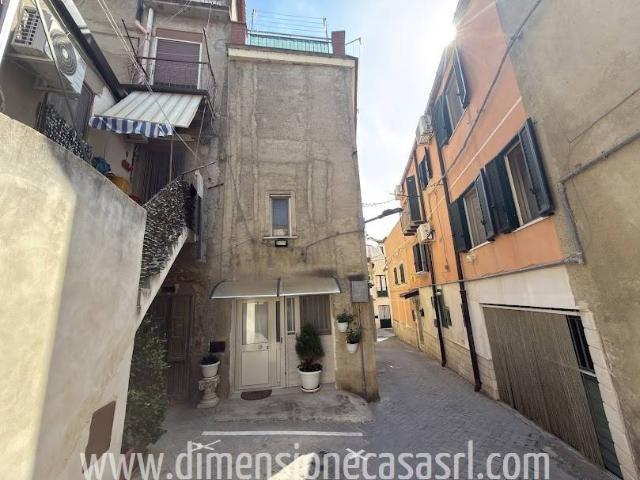 Villa Indipendente in vendita a San Cataldo, Sicilia
