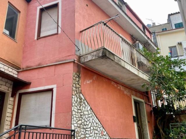 Villa Indipendente in vendita a San Cataldo, Sicilia